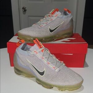 Nike Air VaporMax 2021 FK “Light Bone Lime Ice” Women’s Size 11